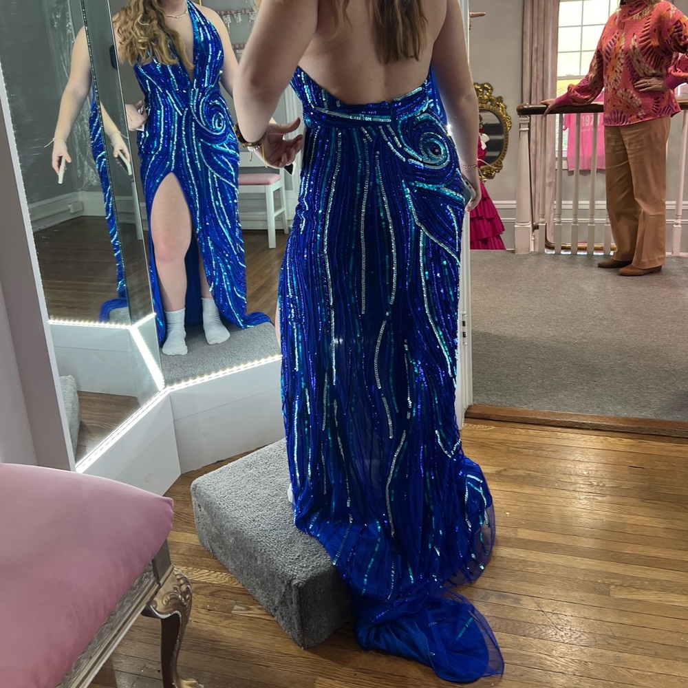 Elegant Blue Sequin Prom Dress - Picture 9 of 12
